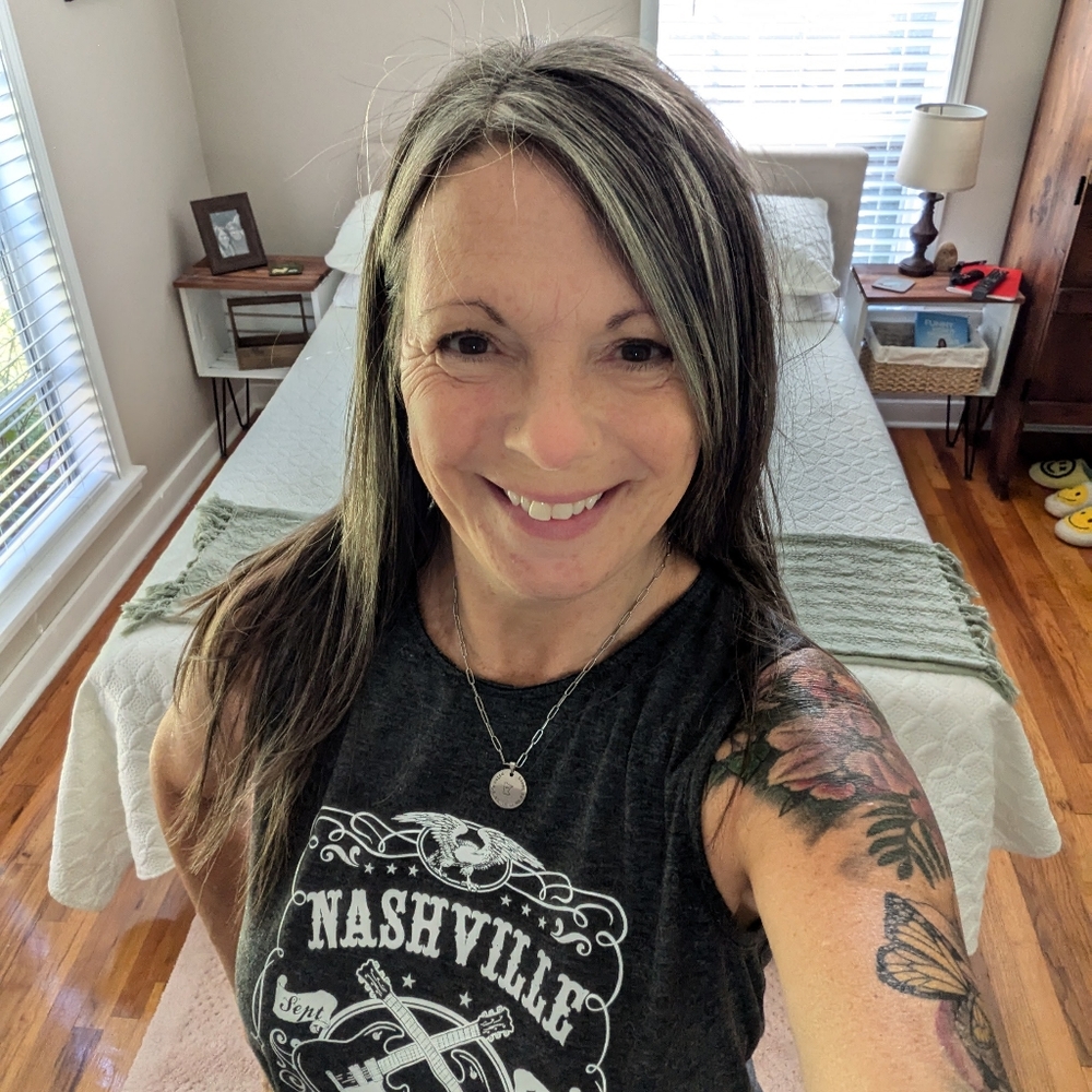 Meet your Posher, Sherry